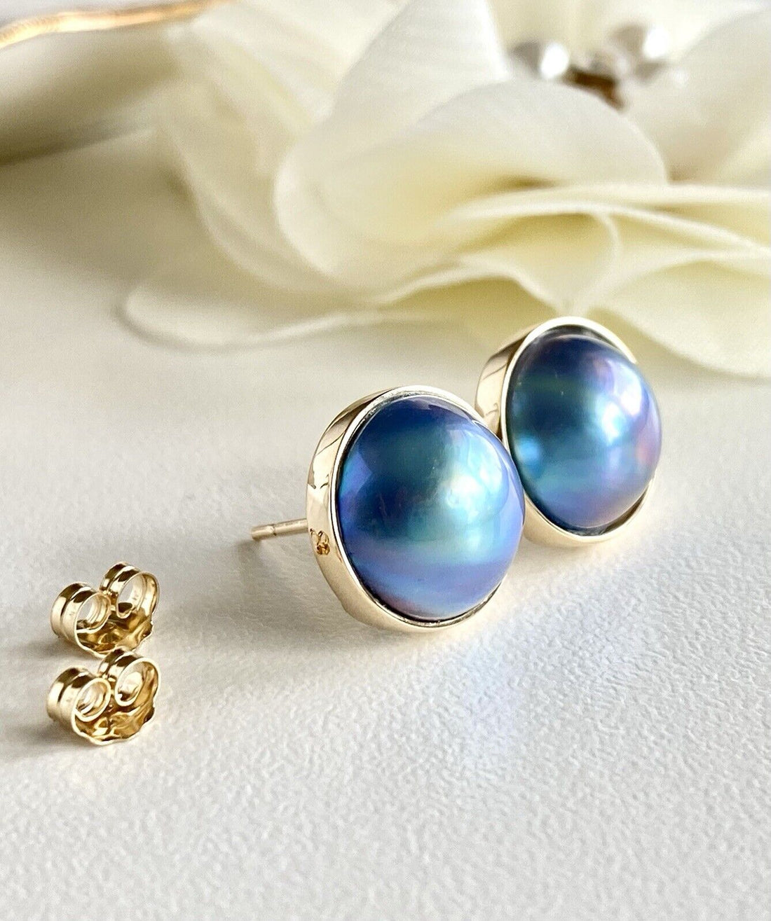 Genuine Blue/Gray Mabe Pearl (11.25mm) Solid 14K Yellow Gold Stud Earrings, New