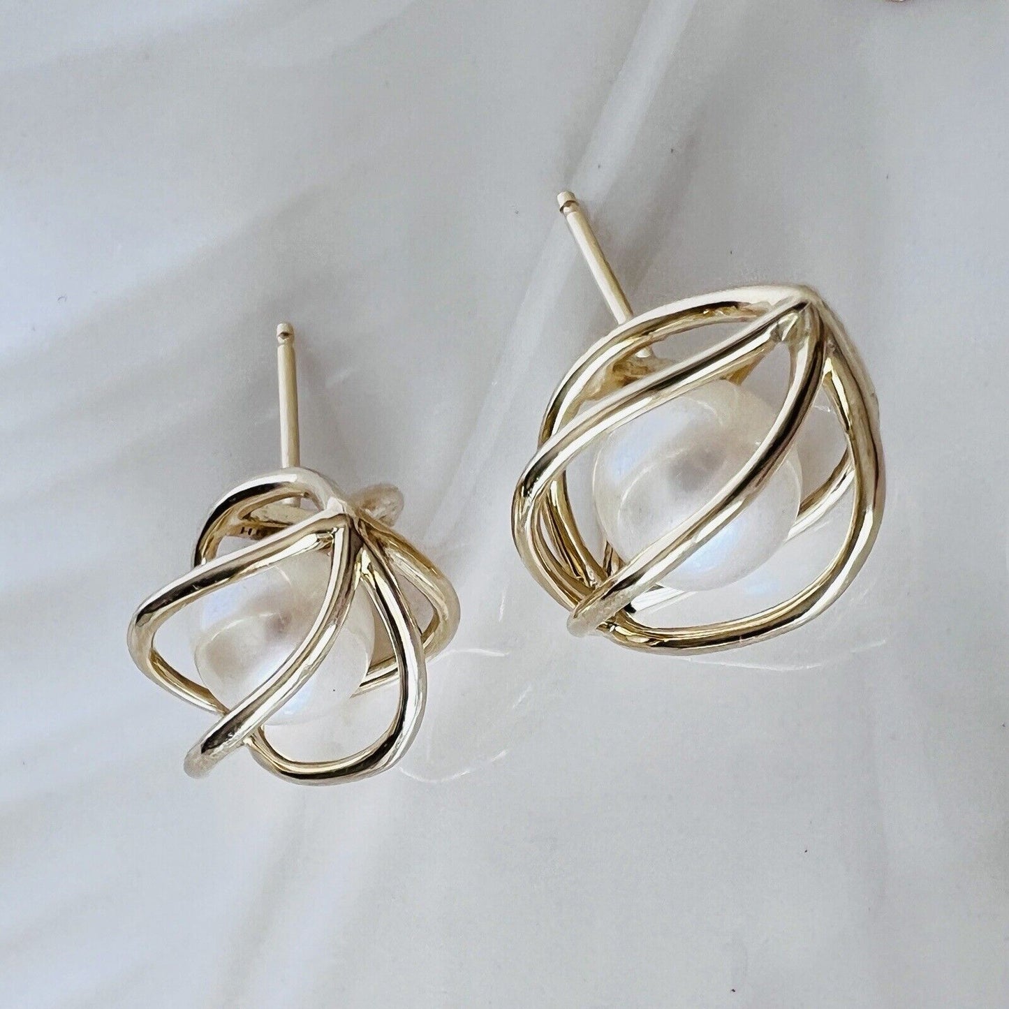 Solid 14k Yellow Gold “Dancing” Pearl Cage-Style Stud Earrings, New