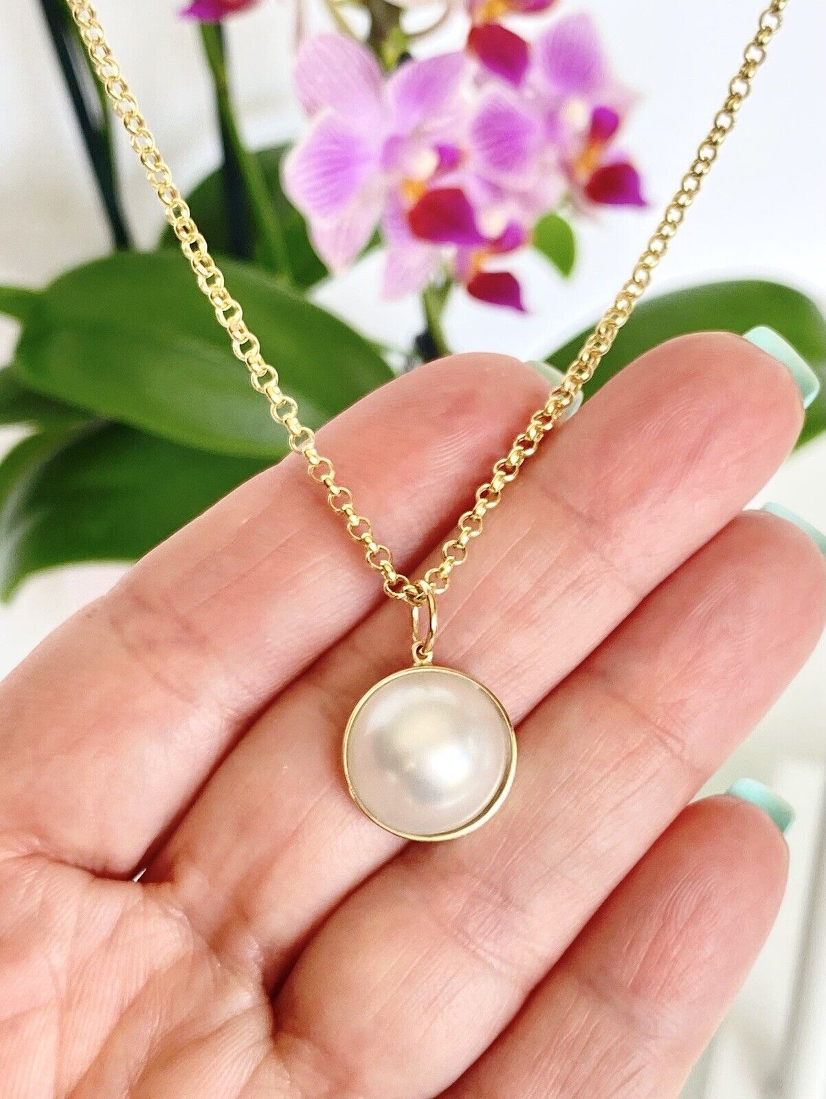 Genuine White Mabe Pearl (13mm) Solid 14K Yellow Gold Pendant, New