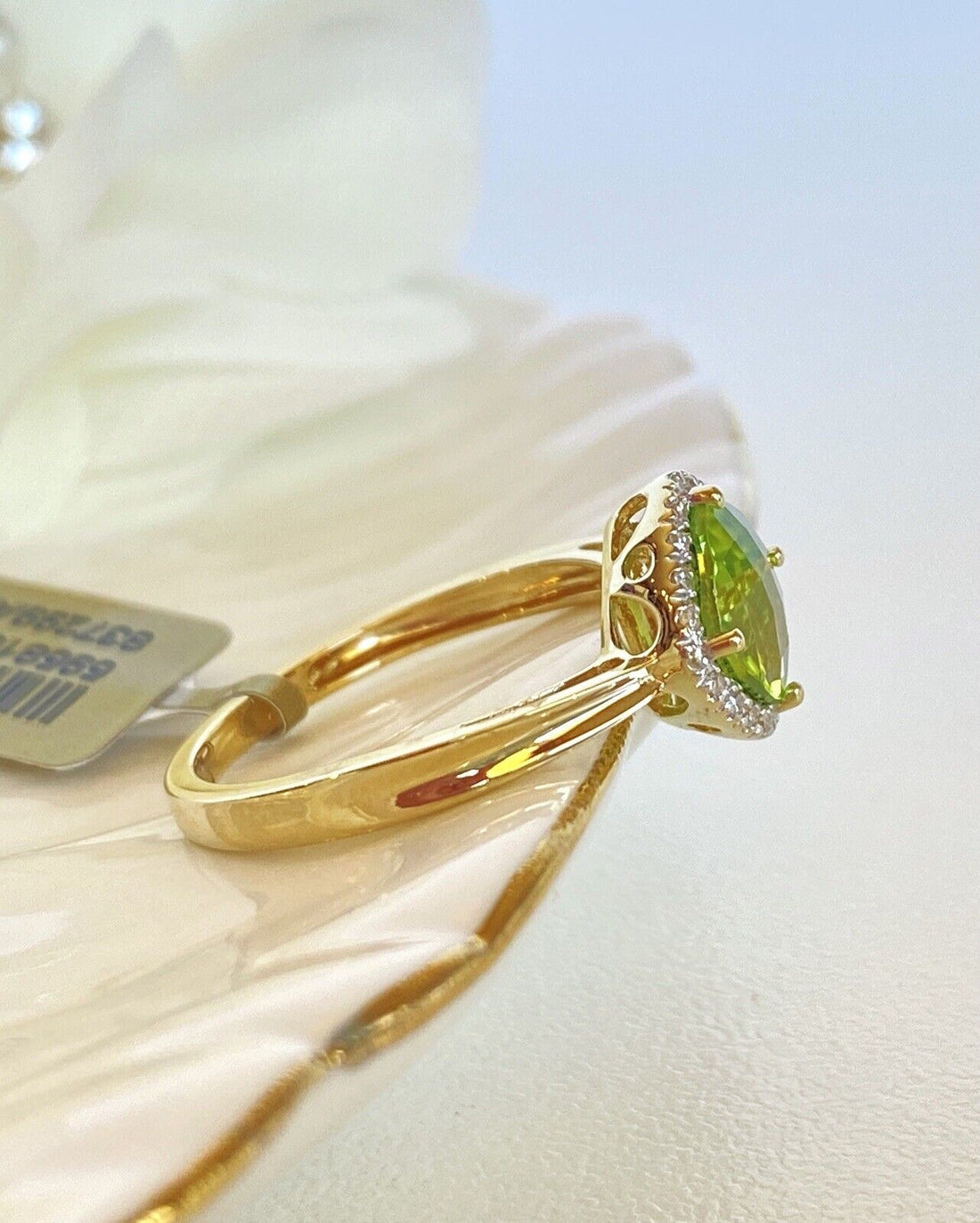 Genuine Peridot & Diamonds Solid 14k Yellow Gold Ring, New, Size 7