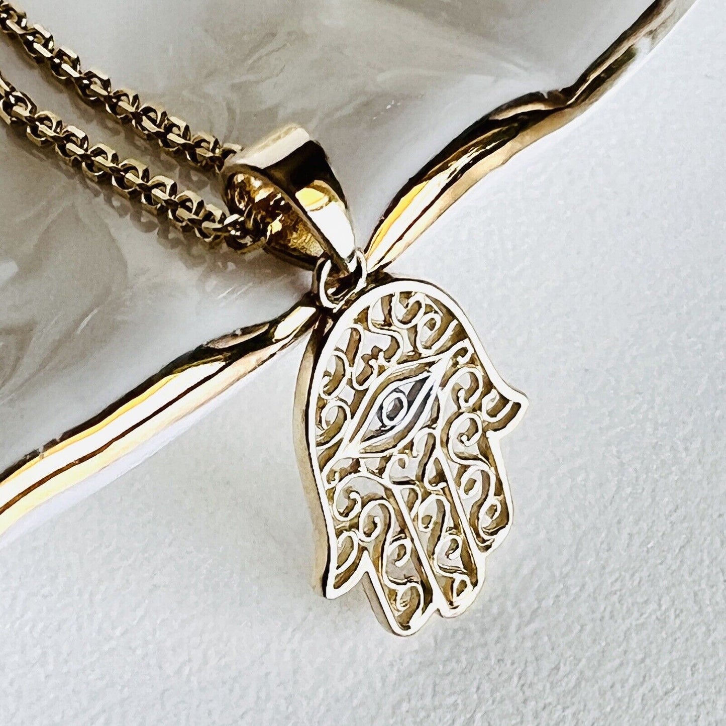 Solid 14k Yellow Gold Filigree Hamsa Hand Pendant/Charm, New