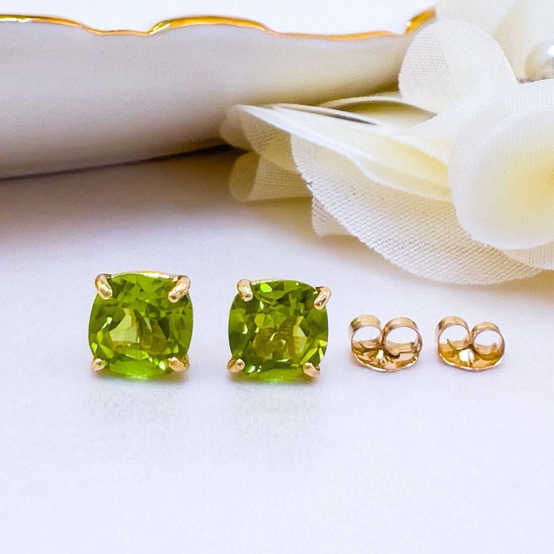 Solid 10k Yellow Gold Genuine Peridot 6mm Stud Earrings, New