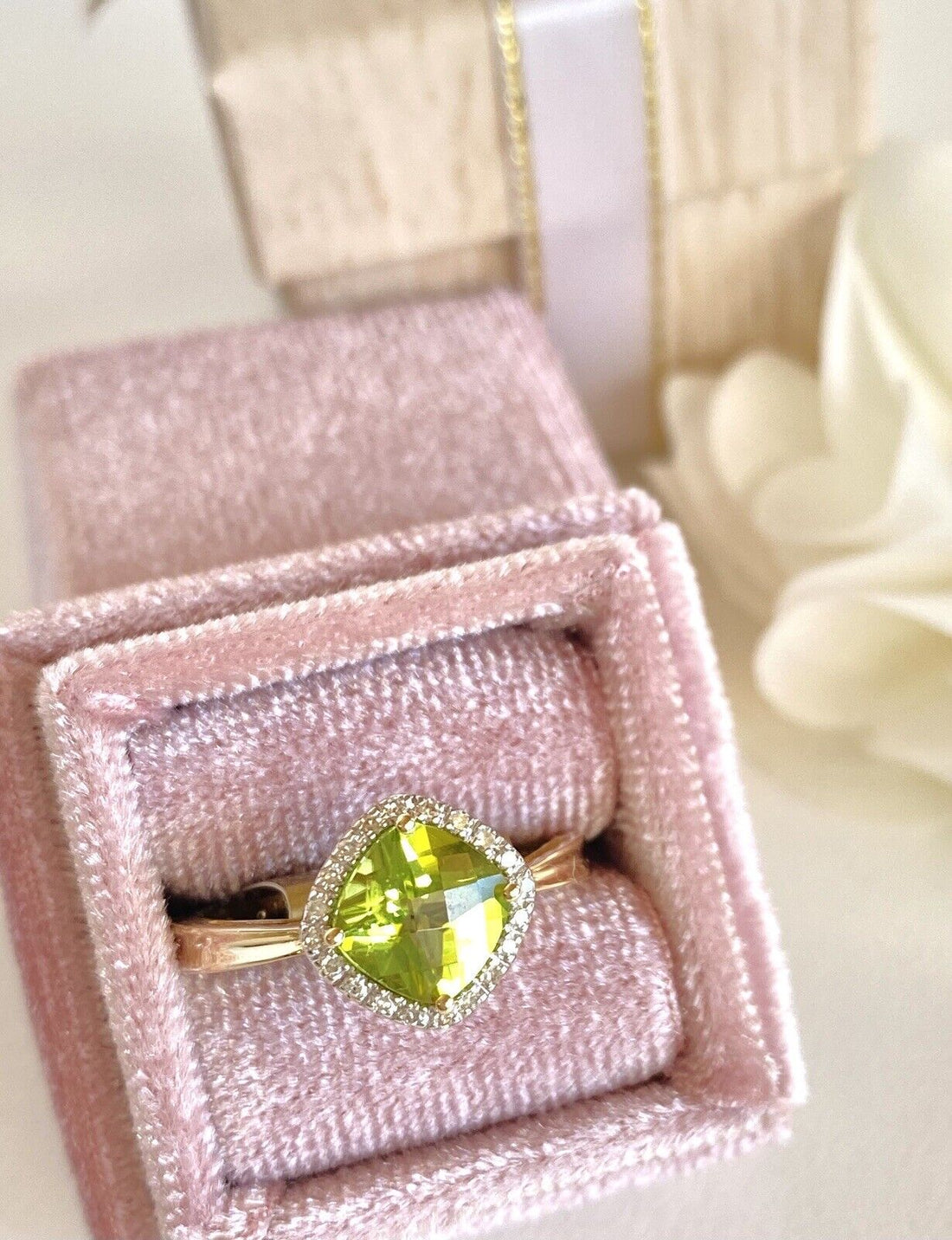 Genuine Peridot & Diamonds Solid 14k Yellow Gold Ring, New, Size 7