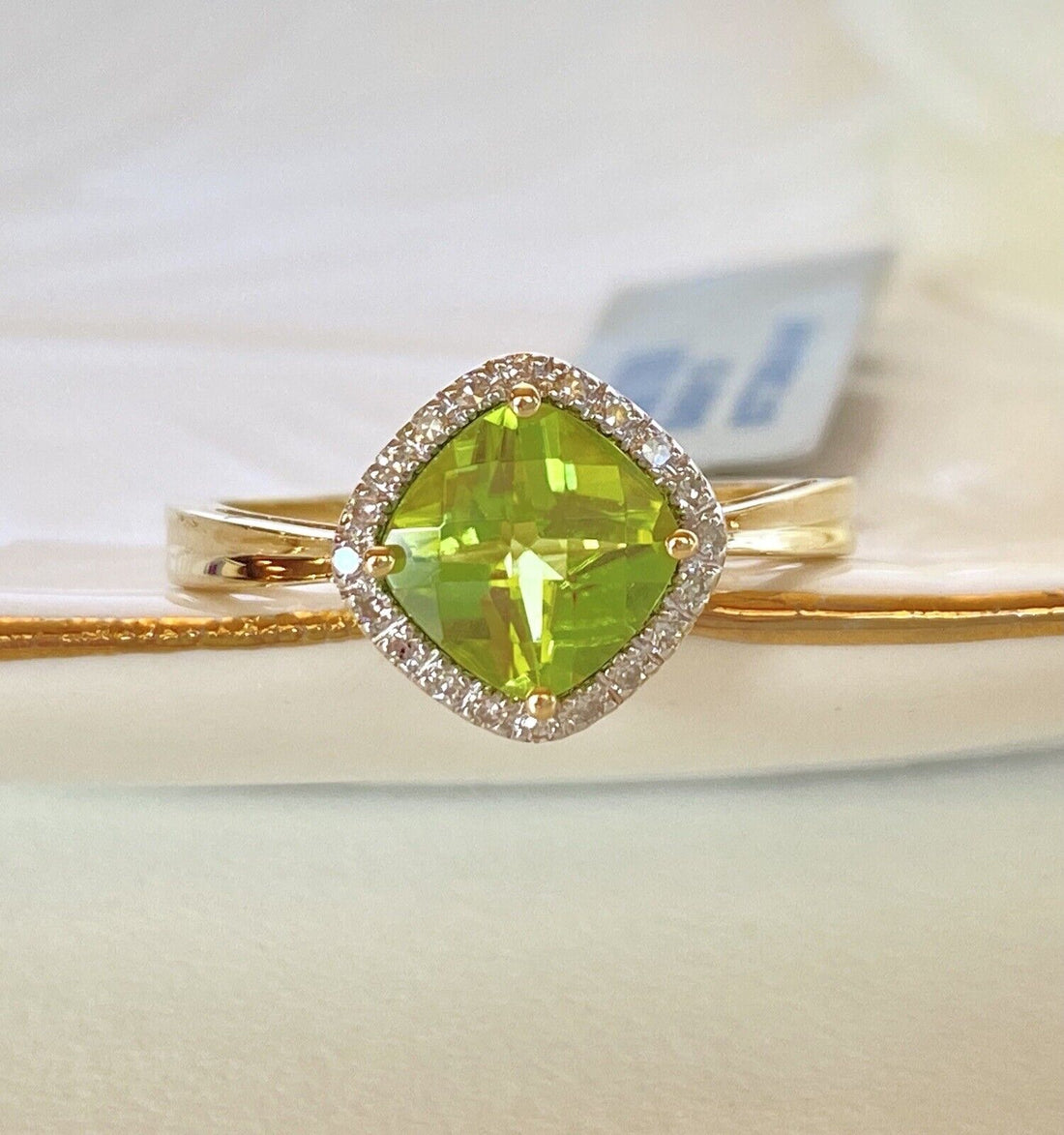 Genuine Peridot & Diamonds Solid 14k Yellow Gold Ring, New, Size 7