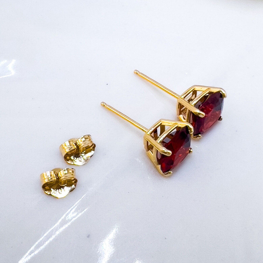 Solid 10k Yellow Gold Genuine Garnet 6mm Stud Earrings, New