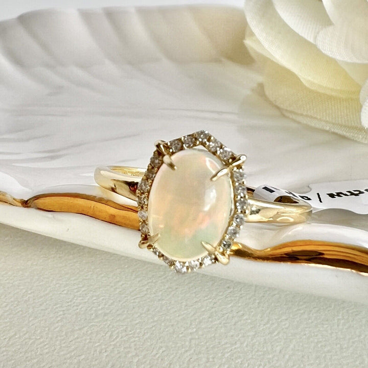 Solid 10k Yellow Gold Genuine Opal & Diamond Halo Ring, Size 7 New