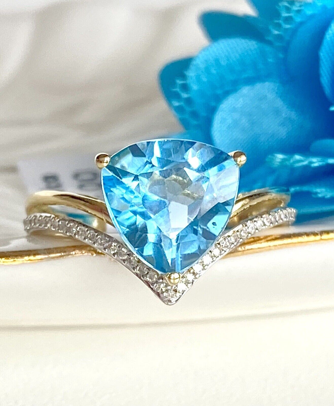 Genuine Blue Topaz Trillion & Diamond Solid 10k Yellow Gold Ring, New, Size 7