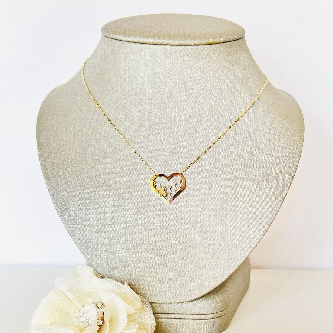 Solid 14k Yellow Gold Bee Hive Heart Pendant/Charm Necklace, New 18"