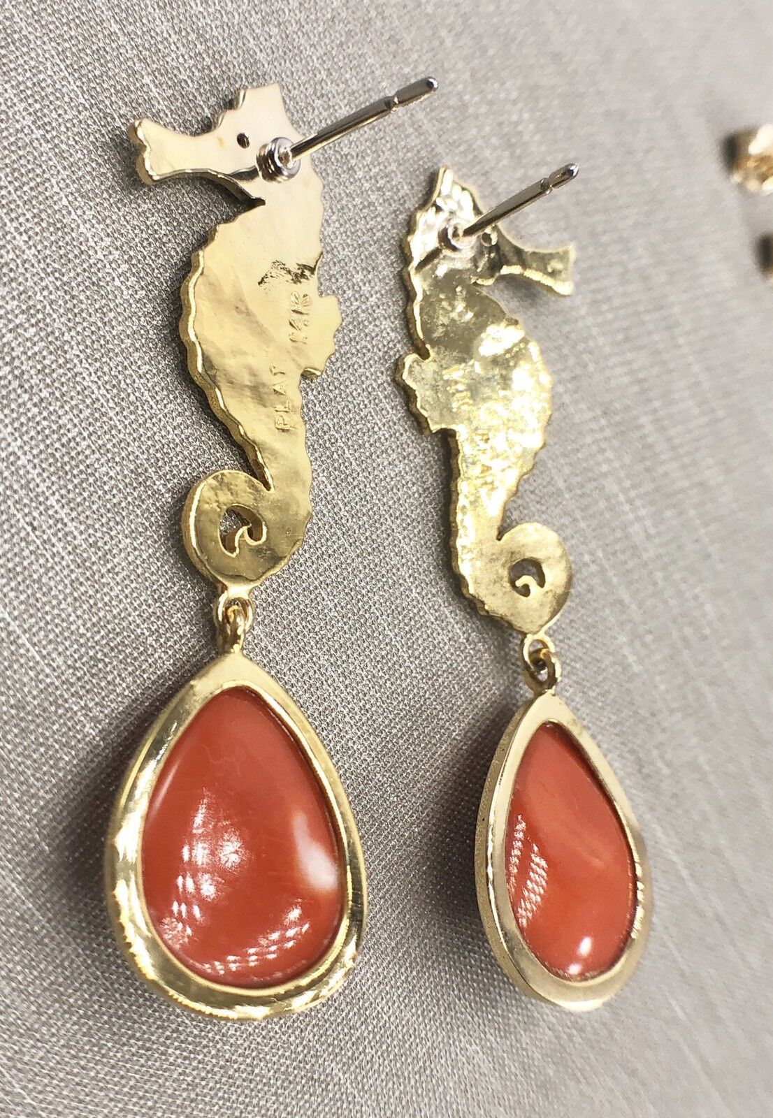 Natural Coral (8.68ct) & Diamond 14K Gold Seahorse Dangle Earrings, Ne –  Panamericangem1