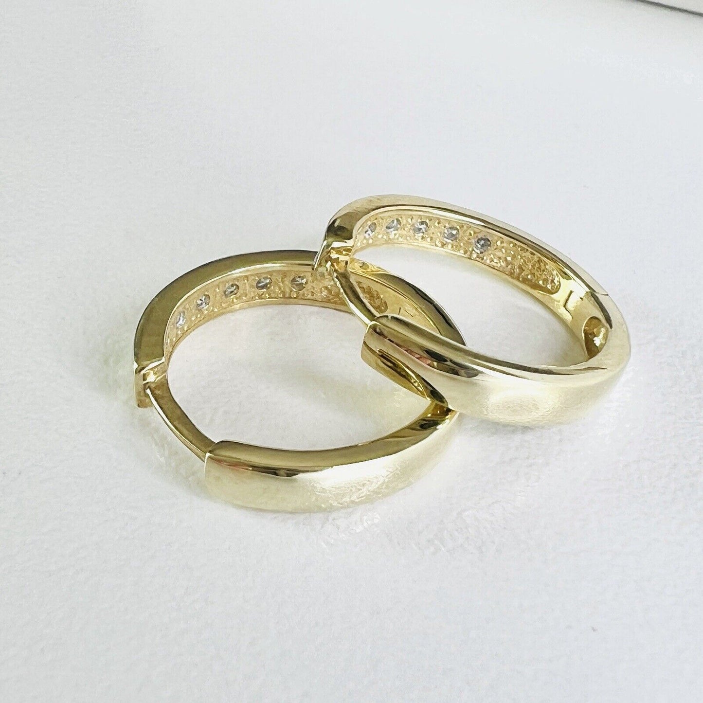 Solid 10k Yellow Gold Genuine Diamond Hoop (0.66") Earrings, New