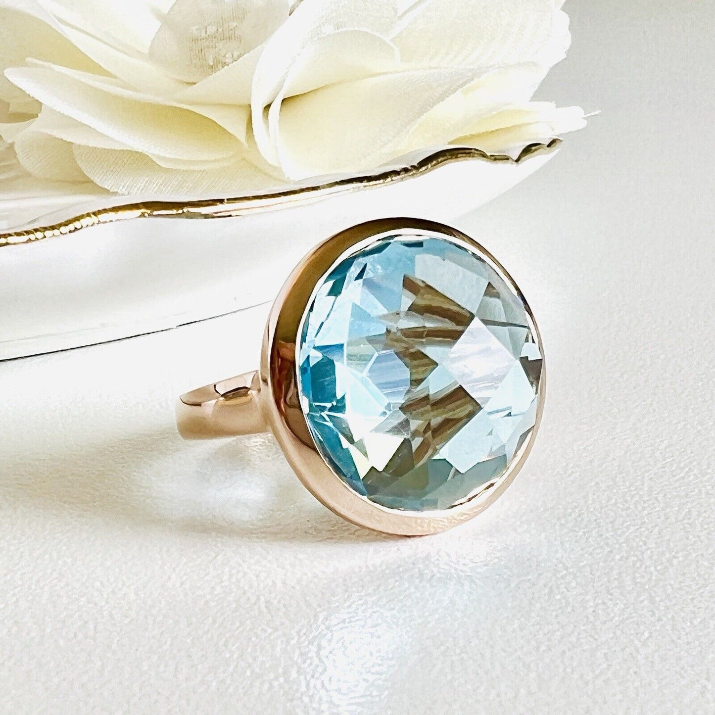 Modern Solid 14k Rose Gold Sky Blue Topaz Dome Ring, New, Size 6