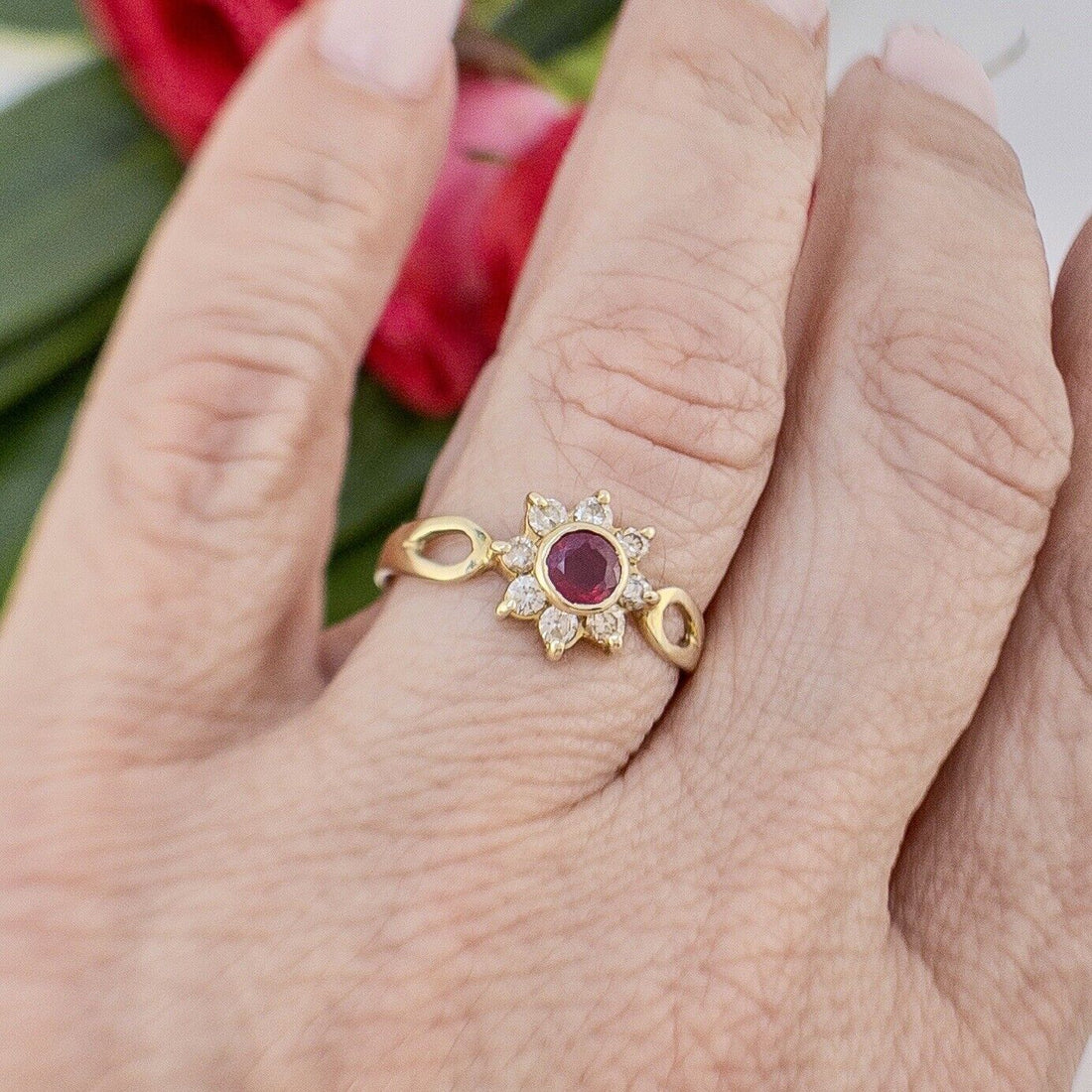 Solid 14k Yellow Gold Genuine Ruby & Diamond Rosette Ring, New Size 8