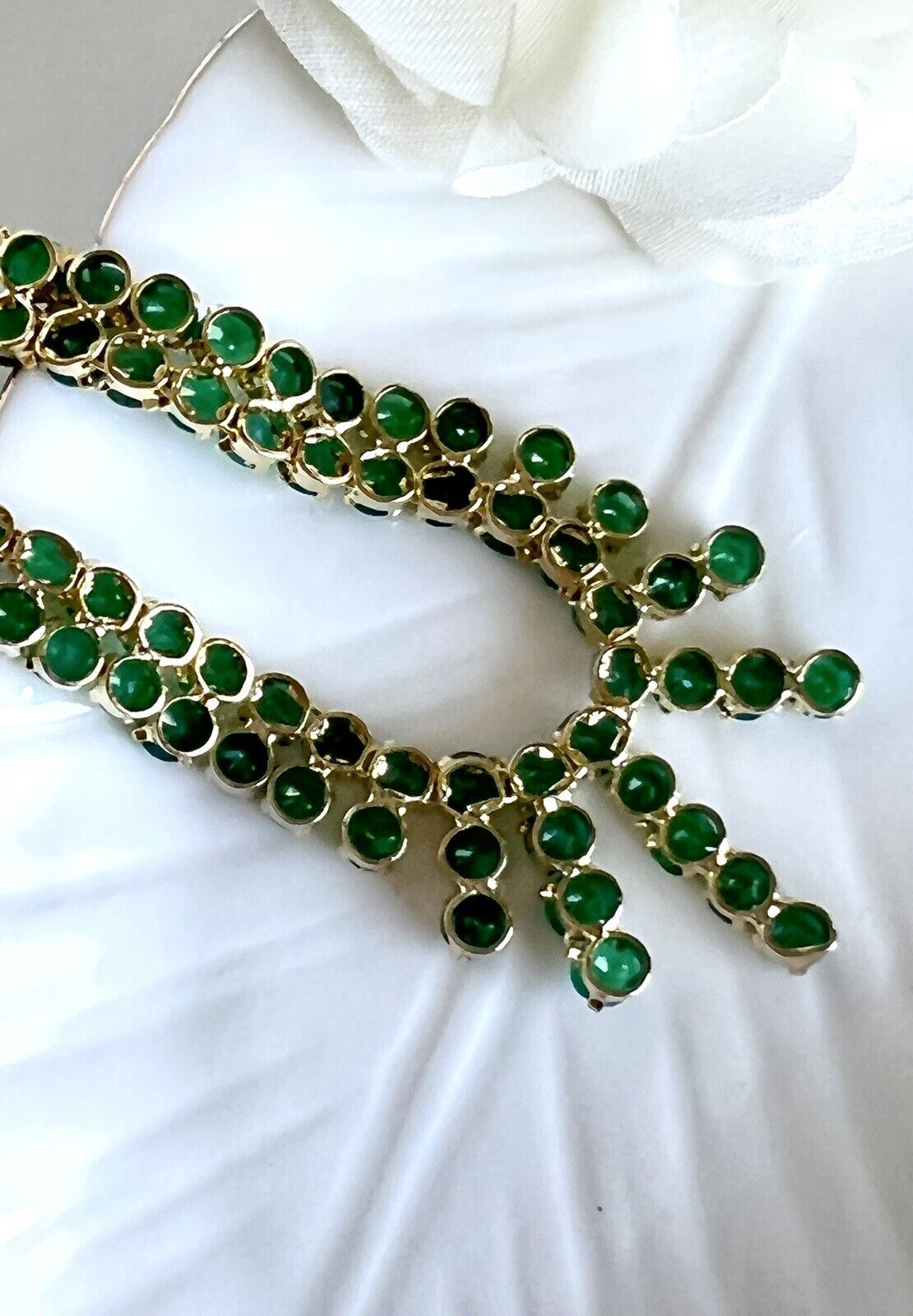 Gorgeous Vintage Genuine Green Onyx (25ctw) "Cleopatra" Necklace, 19" New