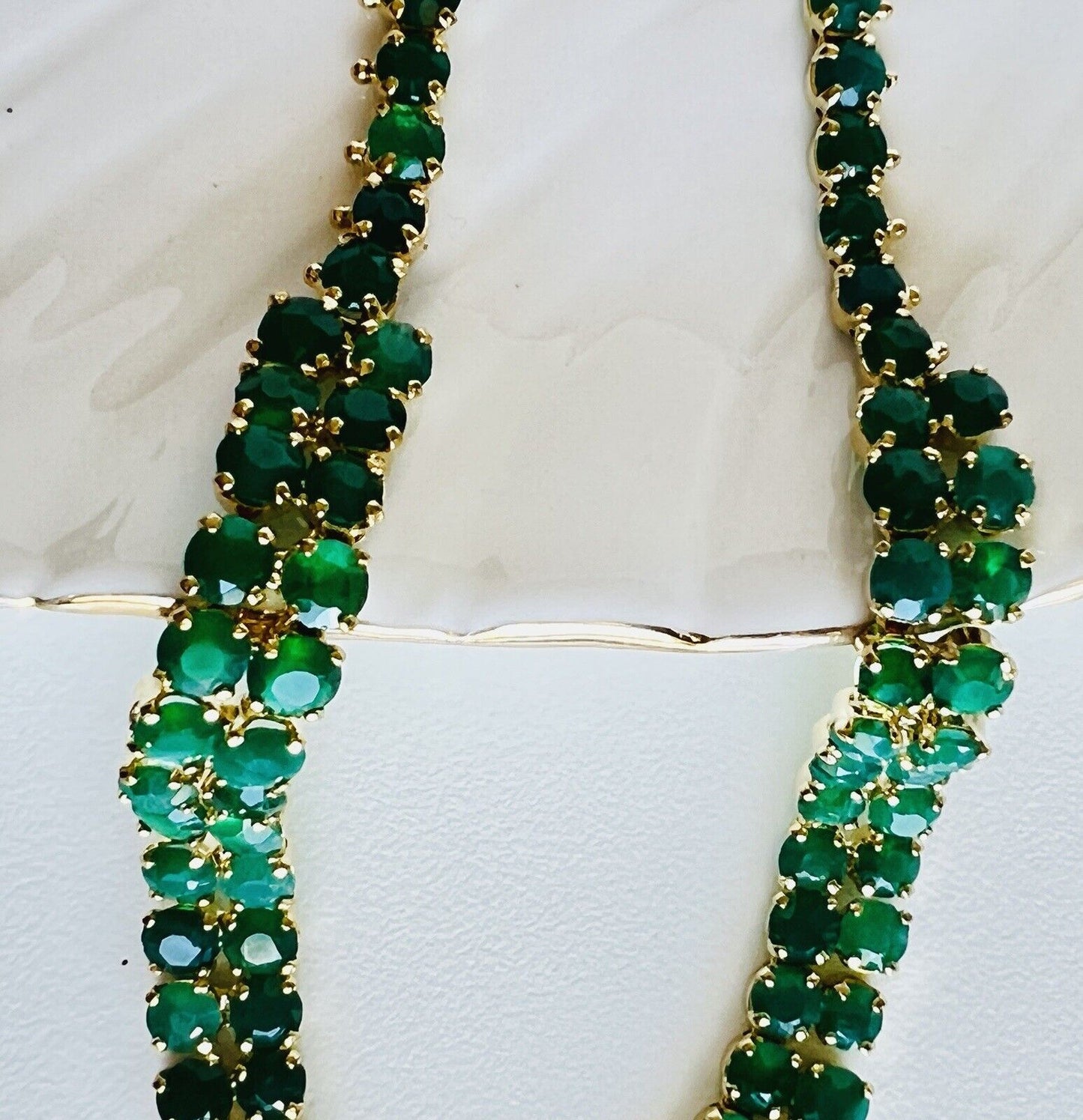 Gorgeous Vintage Genuine Green Onyx (25ctw) "Cleopatra" Necklace, 19" New