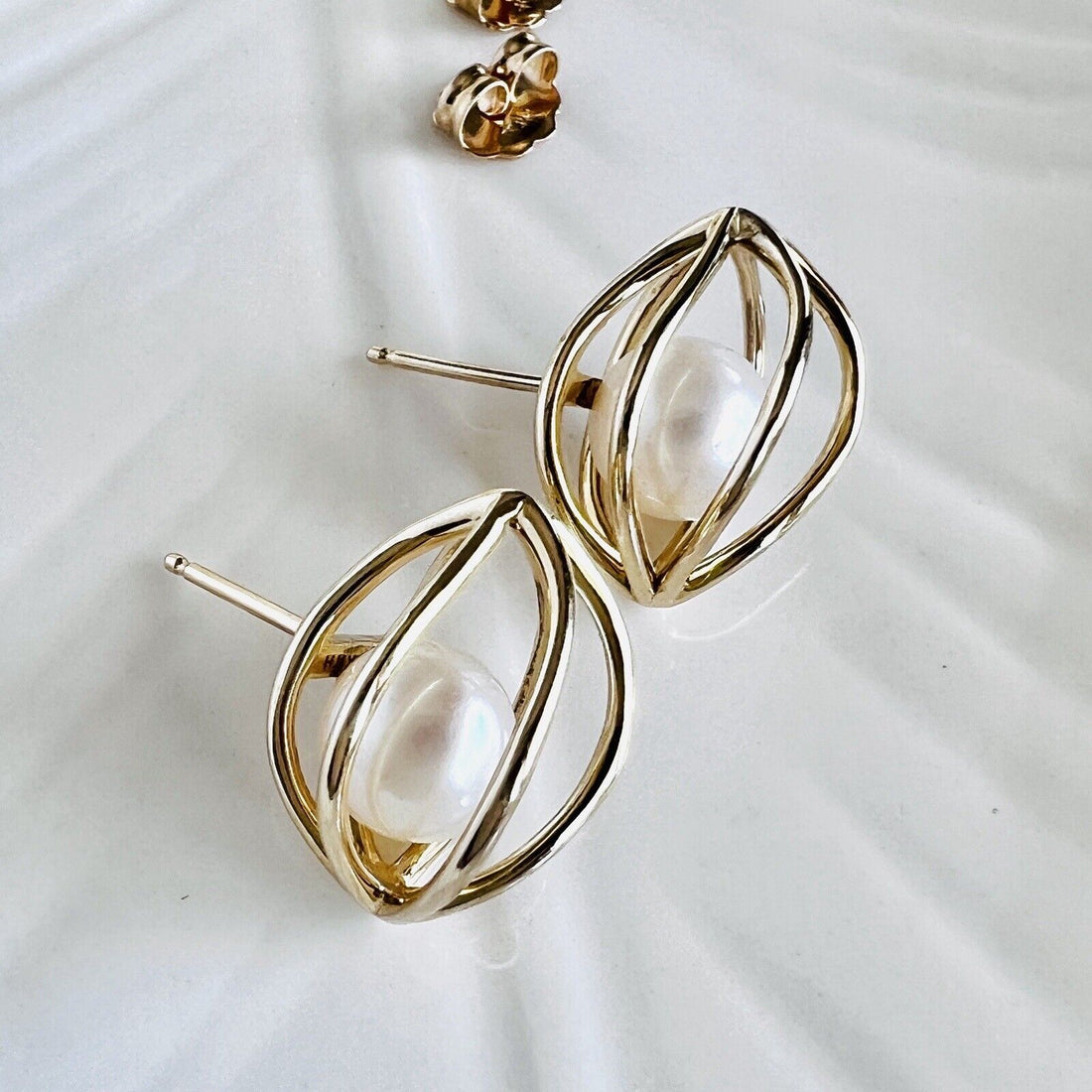 Solid 14k Yellow Gold “Dancing” Pearl Cage-Style Stud Earrings, New