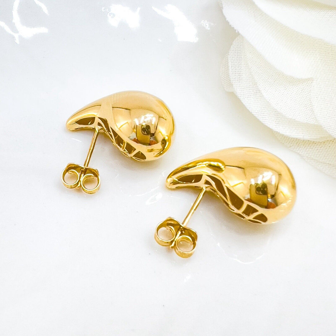 14k Yellow Gold Curved Puffed Drop Stud Earrings, New