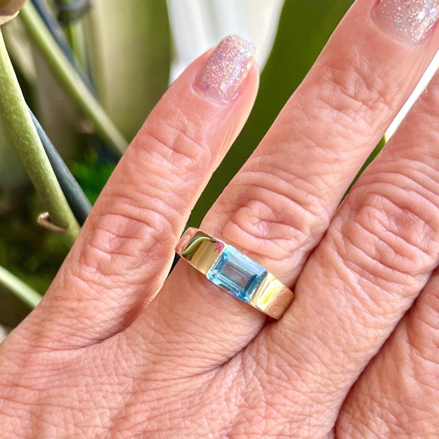 Solid 14k Yellow Gold Swiss Blue Topaz "Tank" Style Ring, Size 6.75