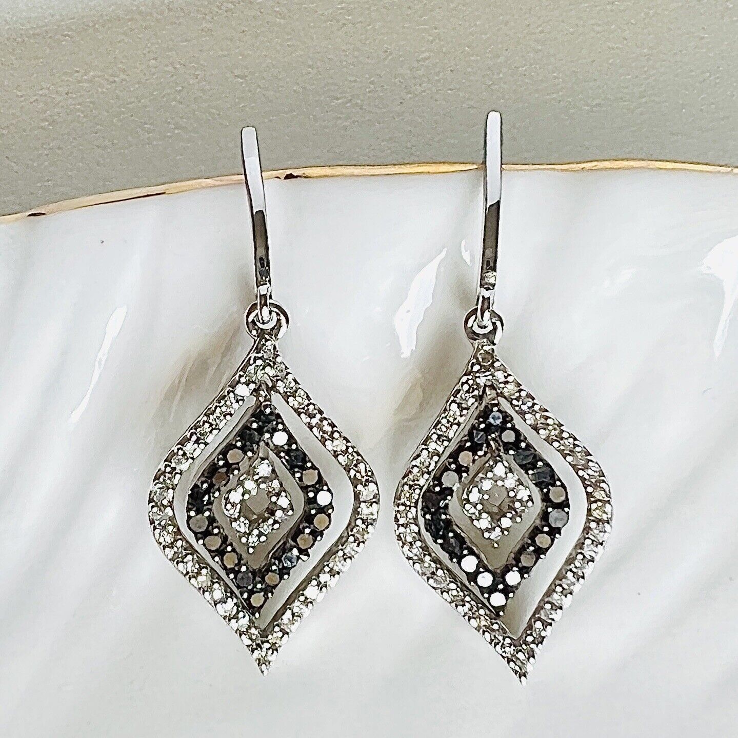 Solid 10k White Gold Genuine Diamond (0.50ctw) Dangle/Drop Earrings, New 1.40"