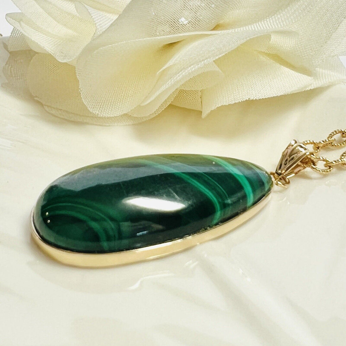 Solid 14k Yellow Gold Genuine Malachite Cabochon (25ct) Drop Pendant, New