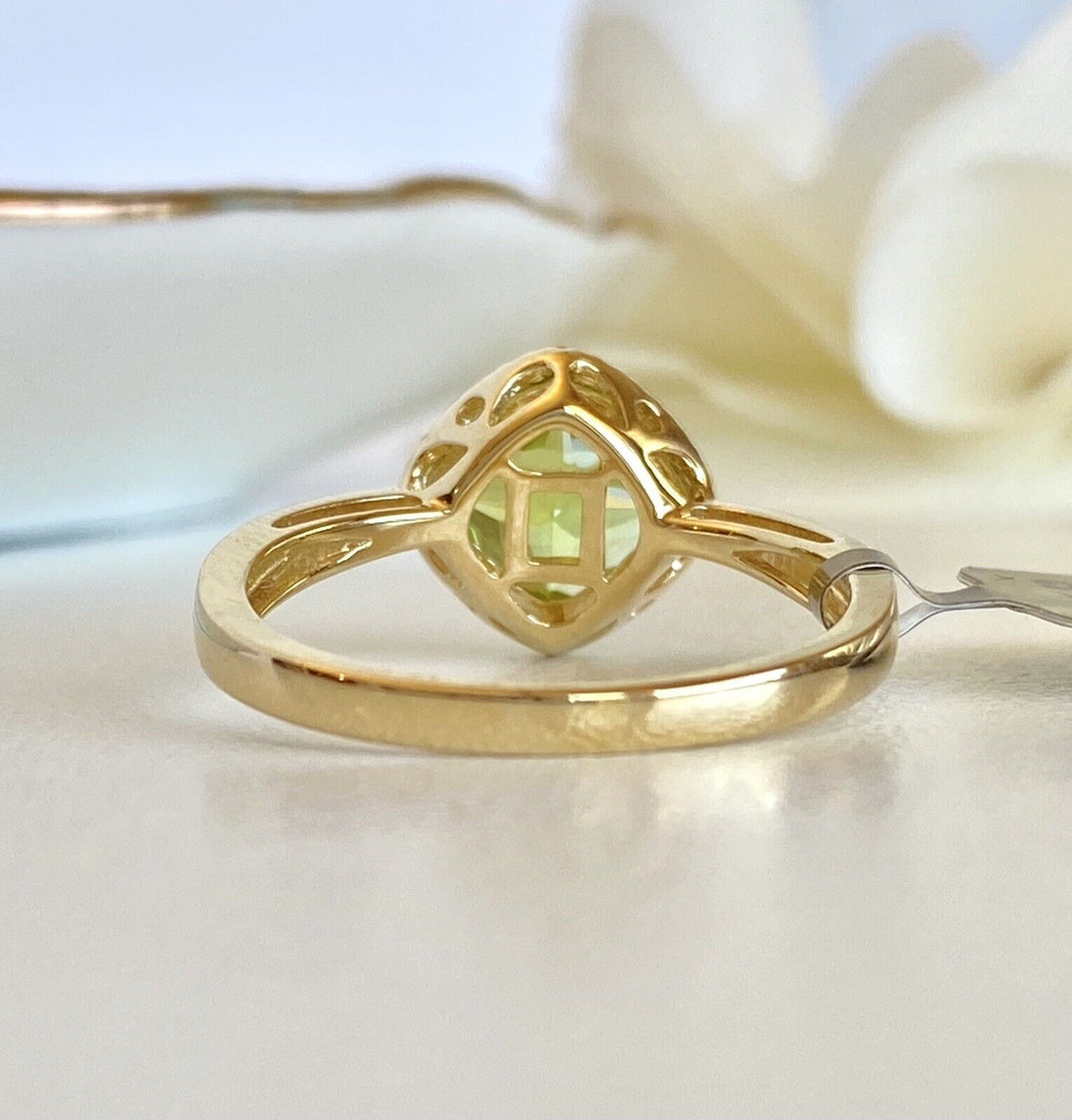 Genuine Peridot & Diamonds Solid 14k Yellow Gold Ring, New, Size 7