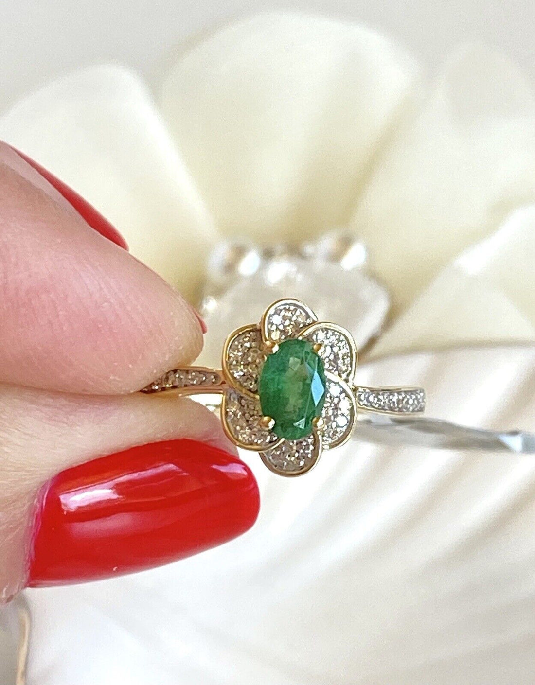 Genuine Emerald & Solid 14k Yellow Gold Swirl Halo Ring, New, Size 7