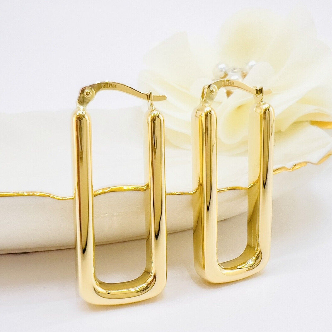 14k Yellow Gold Thick Rectangular Hoop Earrings, New, 1.30"