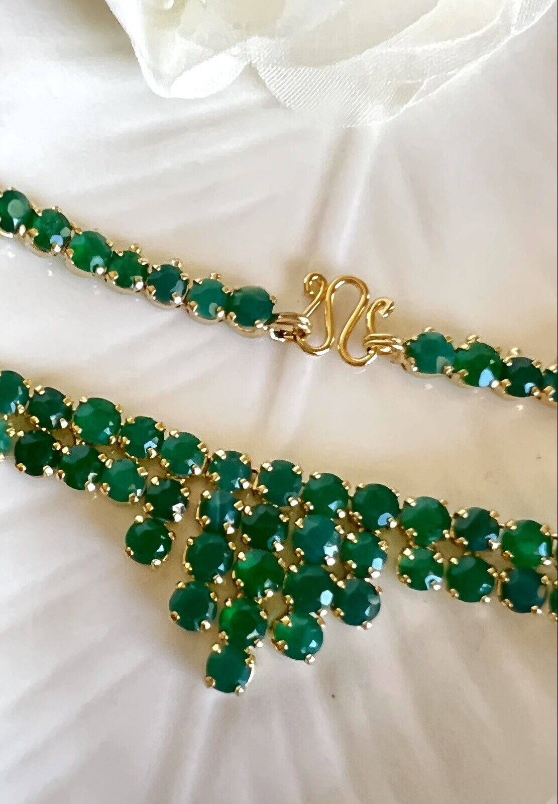 Gorgeous Vintage Genuine Green Onyx (25ctw) "Cleopatra" Necklace, 19" New