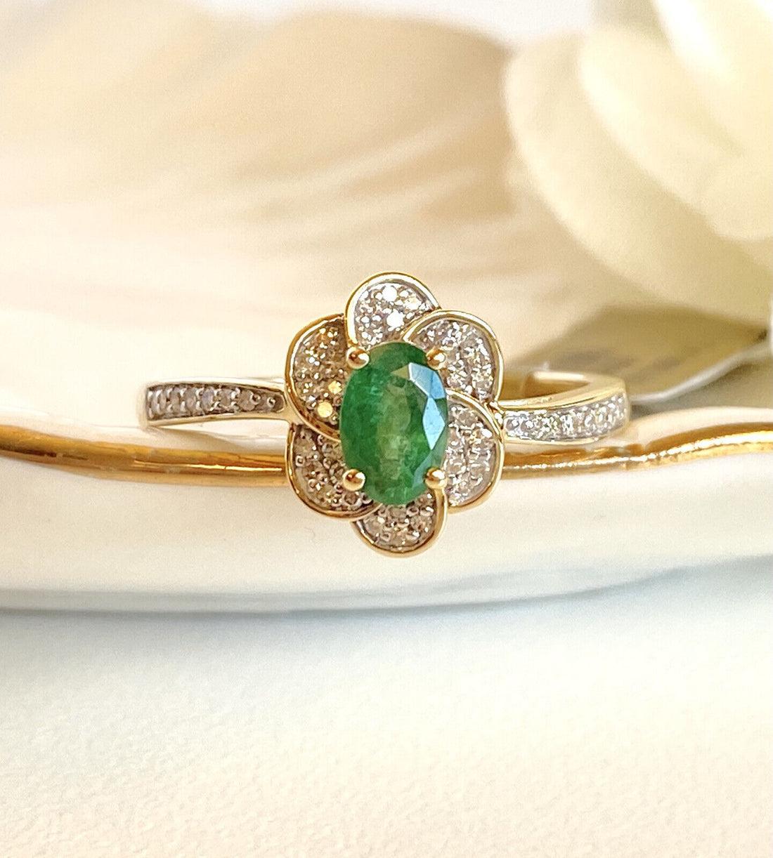 Genuine Emerald & Solid 14k Yellow Gold Swirl Halo Ring, New, Size 7