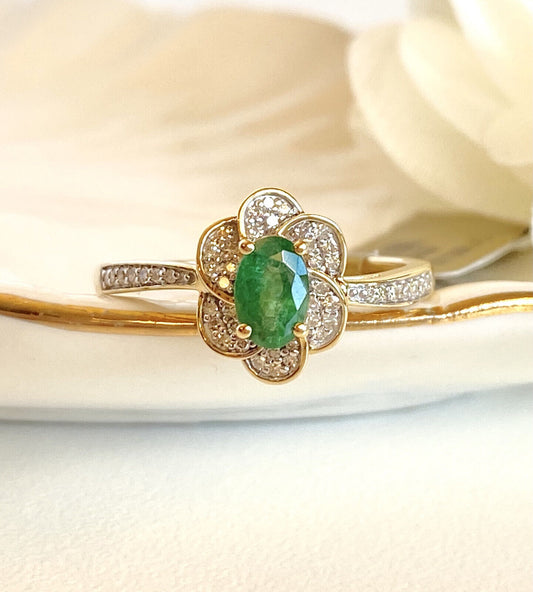 Genuine Emerald & Solid 14k Yellow Gold Swirl Halo Ring, New, Size 7