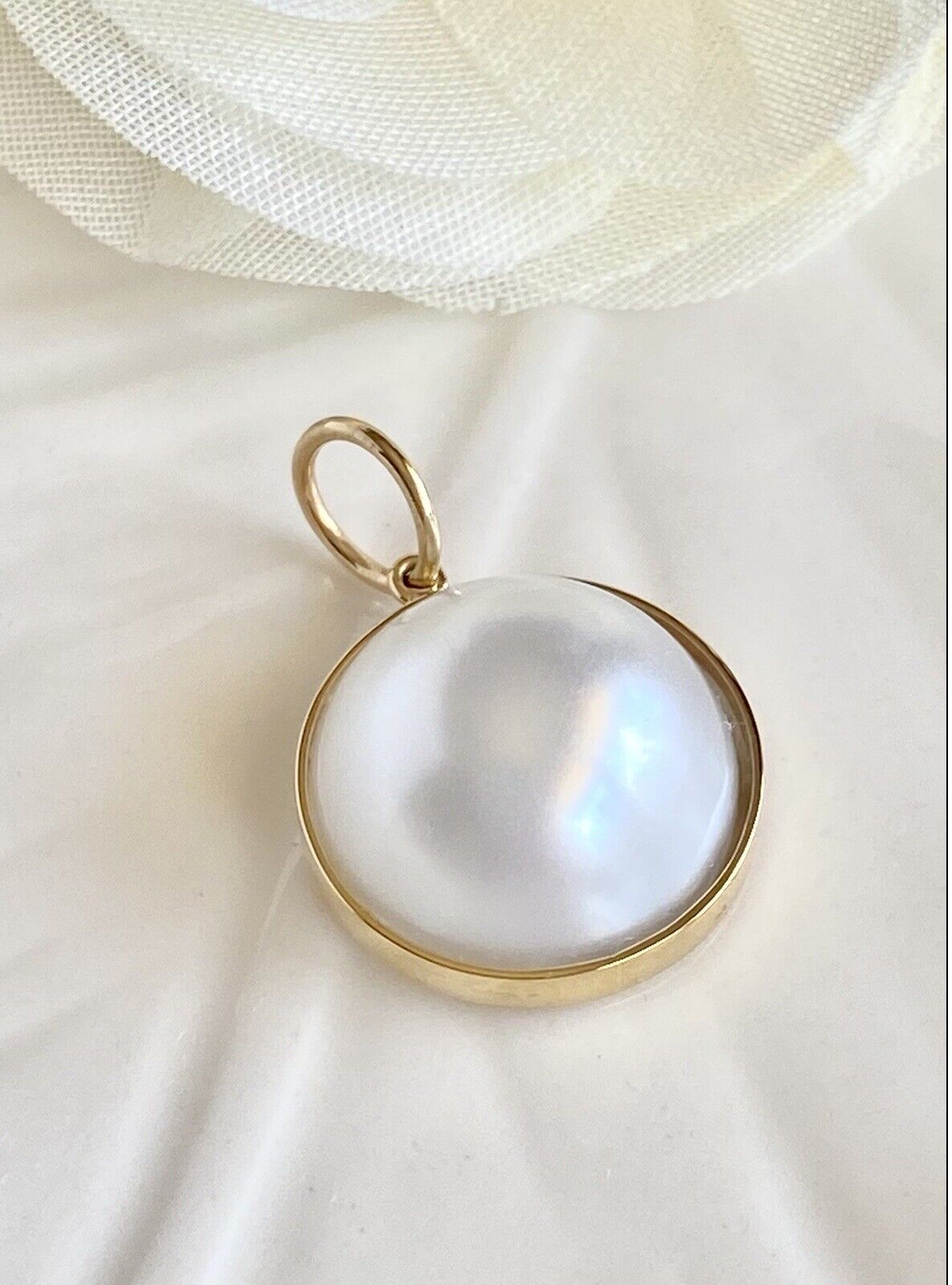 Genuine White Mabe Pearl (13mm) Solid 14K Yellow Gold Pendant, New