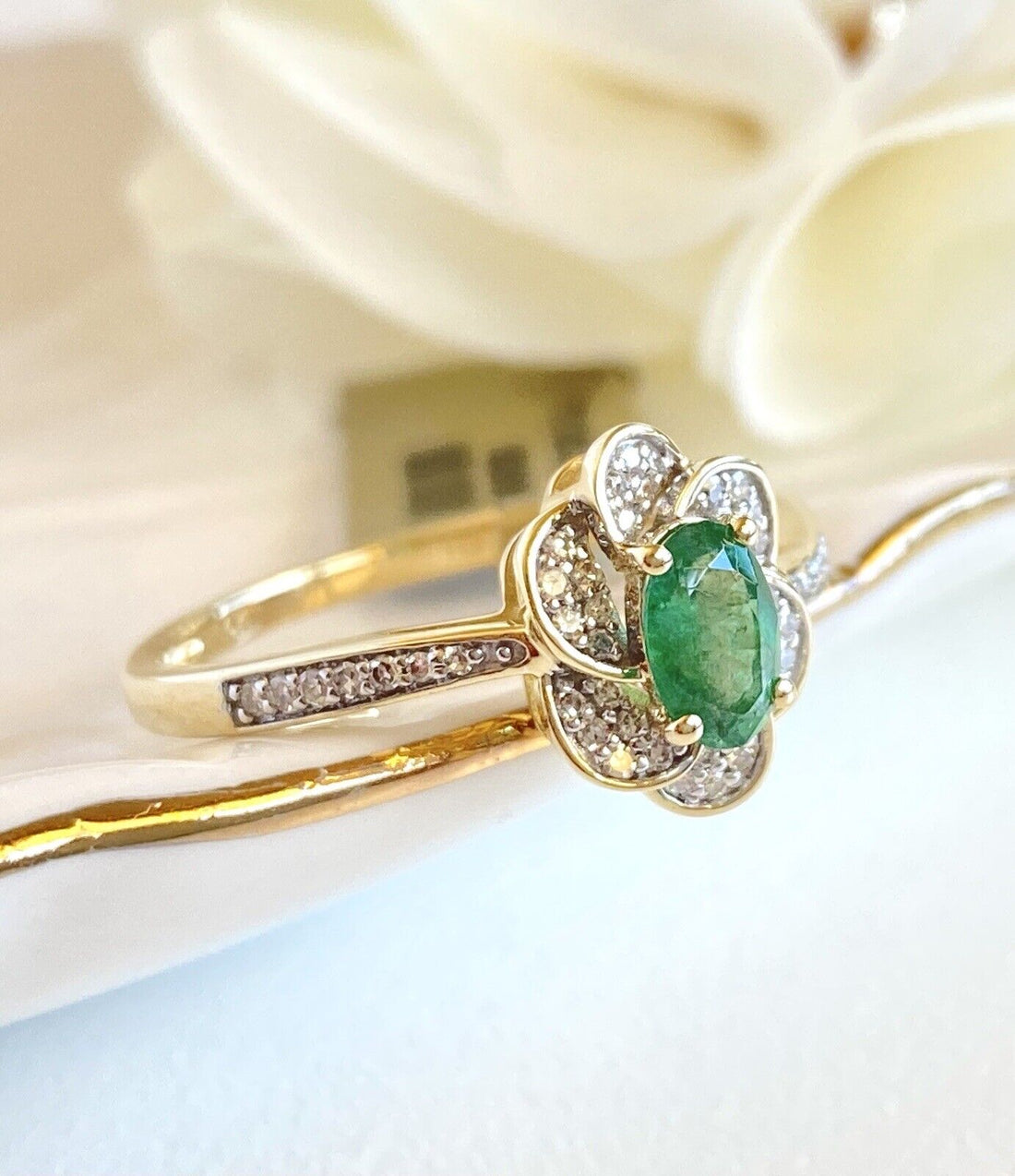 Genuine Emerald & Solid 14k Yellow Gold Swirl Halo Ring, New, Size 7