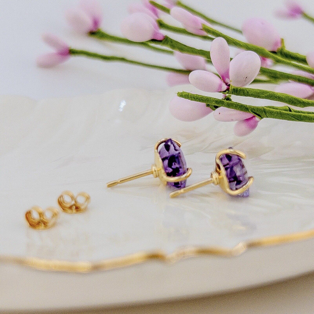 Solid 14k Yellow Gold Genuine Amethyst Star Stud Earrings, New