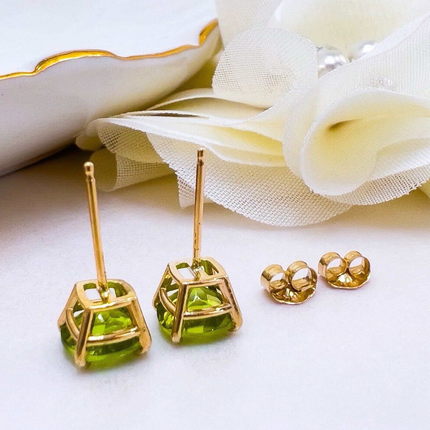 Solid 10k Yellow Gold Genuine Peridot 6mm Stud Earrings, New