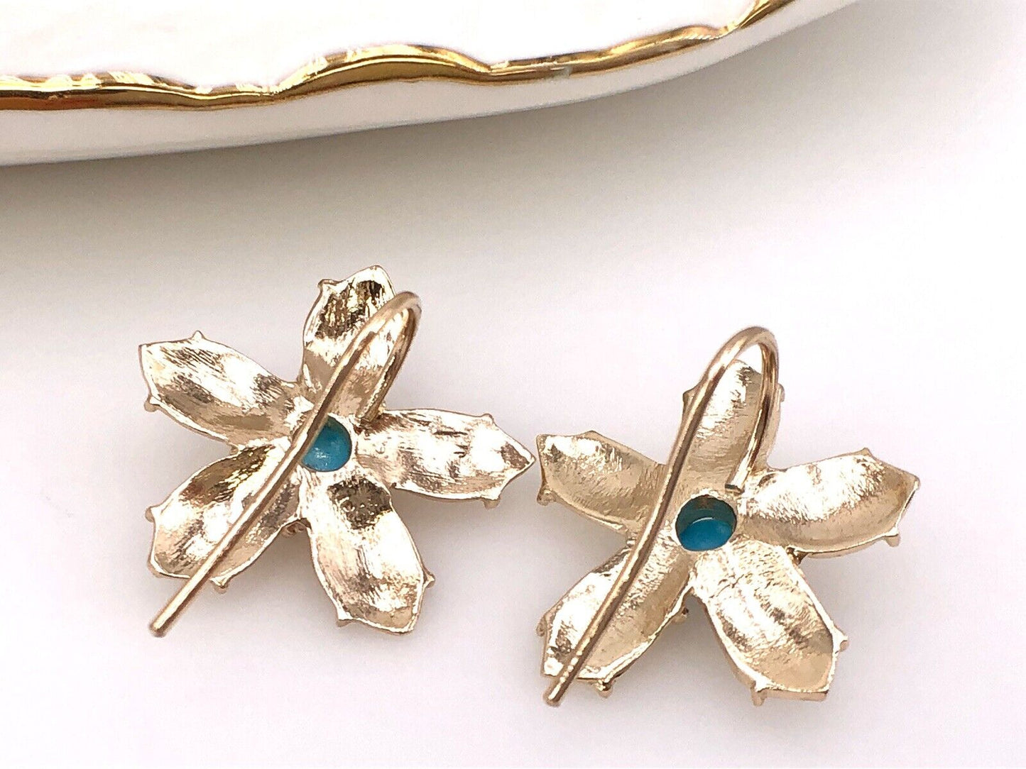14K Yellow Gold & Sleeping Beauty Turquoise 5 Petal Flower Hook Earrings, New