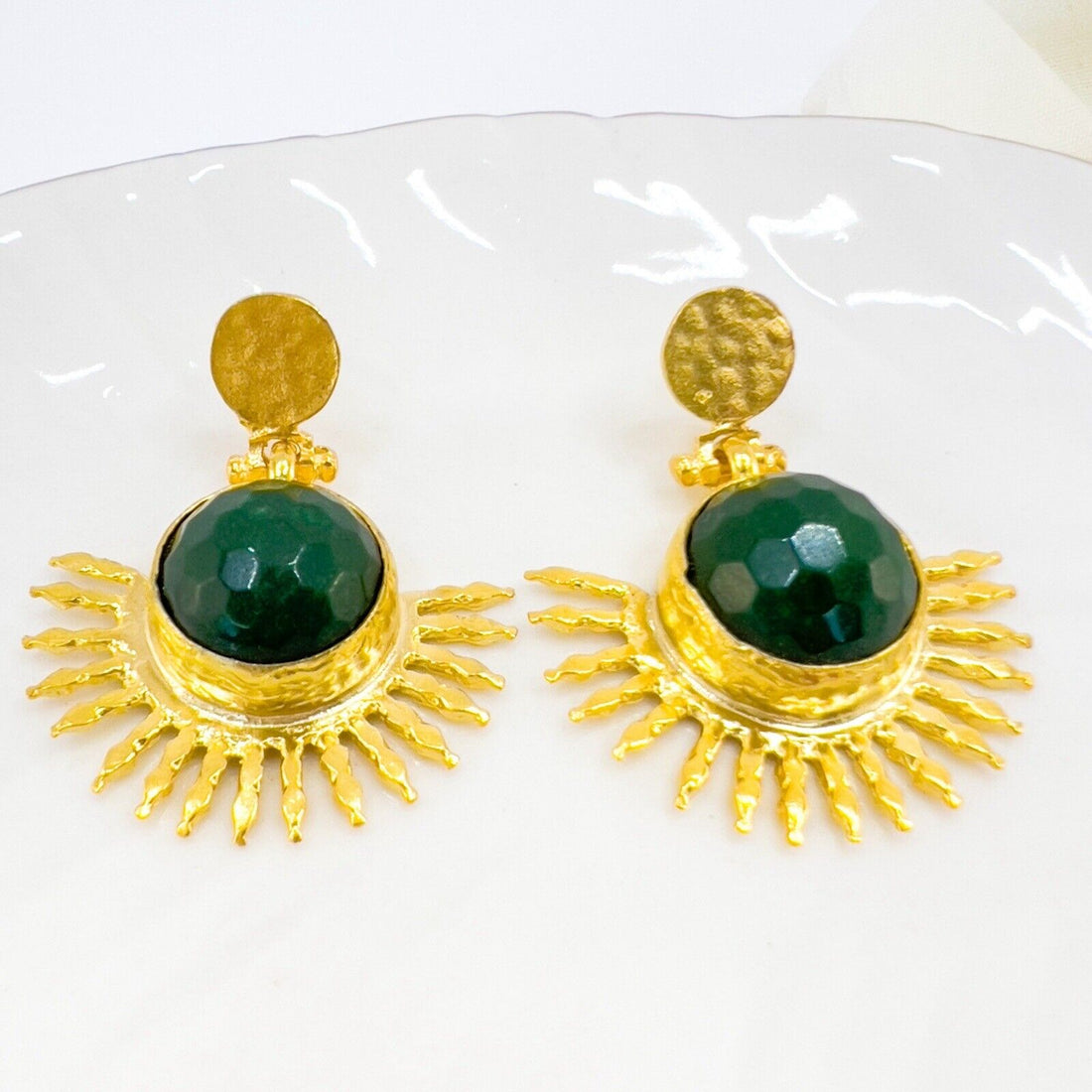 Etruscan Style Green Quartz Heavy Gold Plated Sunburst Dangle Earrings New 1.48"